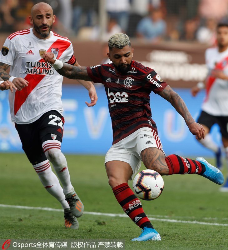  南美解放者杯，弗拉门戈客场连胜晋级