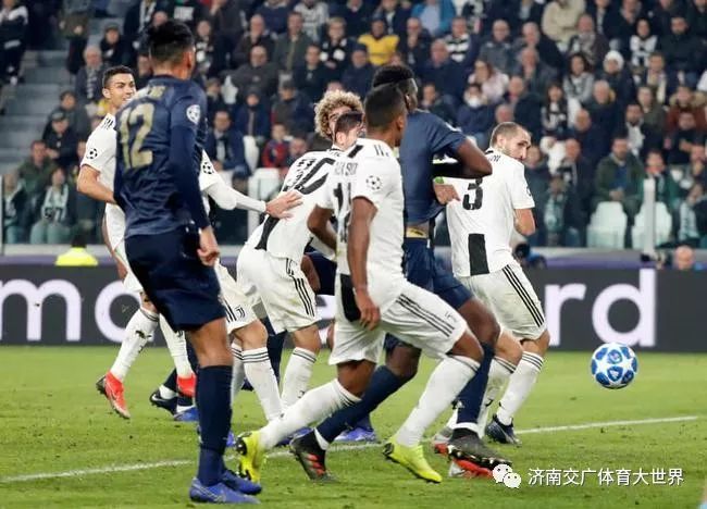  欧冠小组赛，曼联补时绝平亚特兰大