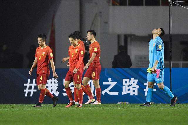  国足世预赛力克劲旅，晋级希望重燃  